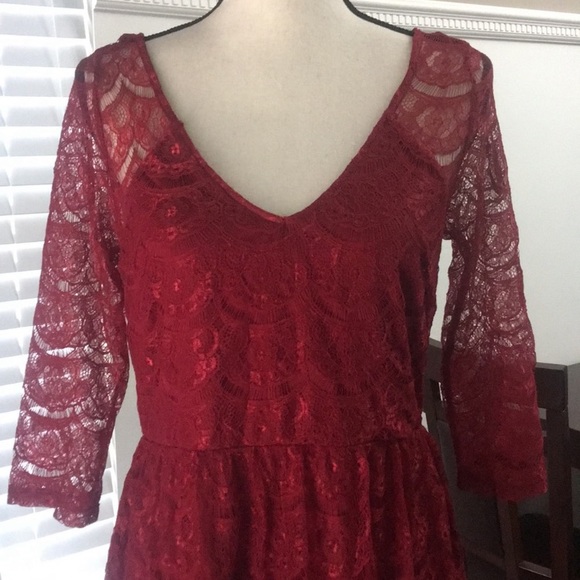 Jessica Simpson red lace dress - Picture 3 of 9